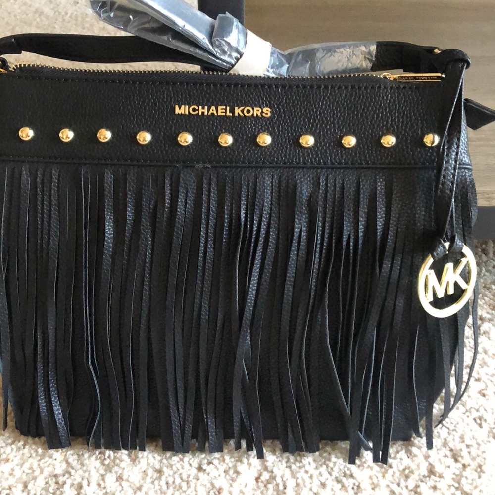 MICHAEL KORS FRINGE CROSSBODY BAG